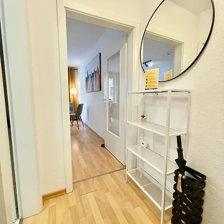 Design Daisy - Modern, Zentral, Kaffeebar Apartment *